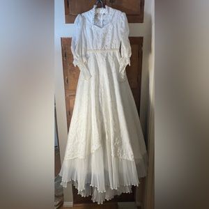 Gunne Sax Style Handmade Wedding Dress.